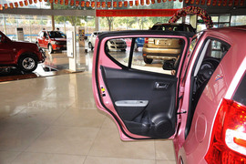 2013款铃木奥拓1.0L自动