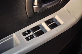 2013款铃木奥拓1.0L自动