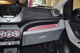 2013款铃木奥拓1.0L自动