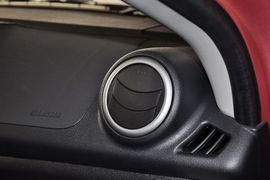 2013款铃木奥拓1.0L自动