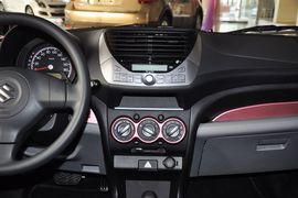 2013款铃木奥拓1.0L自动