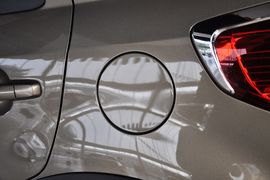 2013款铃木天语SX4酷锐1.6L
