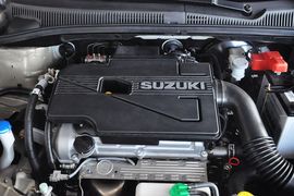 2013款铃木天语SX4酷锐1.6L