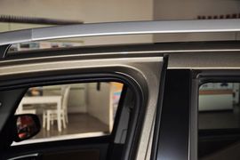 2013款铃木天语SX4酷锐1.6L