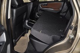 2013款铃木天语SX4酷锐1.6L