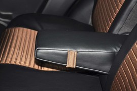 2013款铃木天语SX4酷锐1.6L