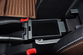 2013款铃木天语SX4酷锐1.6L