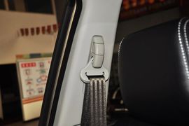 2013款铃木天语SX4酷锐1.6L