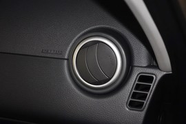 2013款铃木天语SX4酷锐1.6L