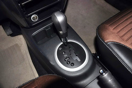 2013款铃木天语SX4酷锐1.6L