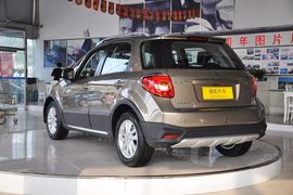 2013款铃木天语SX4酷锐1.6L