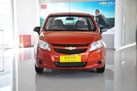 2013款雪佛兰赛欧三厢1.2手动时尚版