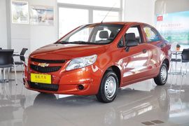 2013款雪佛兰赛欧三厢1.2手动时尚版