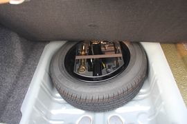 雪铁龙全新爱丽舍试驾