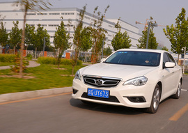 2013款北汽绅宝2.3T豪华版深测