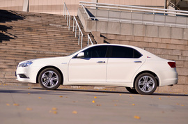 2013款北汽绅宝2.3T豪华版深测