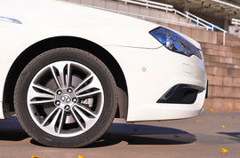 2013款北汽绅宝2.3T豪华版深测