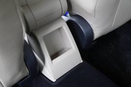 2013款上海大众全新桑塔纳1.6L自动静态体验实拍
