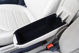 2013款上海大众全新桑塔纳1.6L自动静态体验实拍