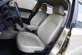 2013款上海大众全新桑塔纳1.6L自动静态体验实拍