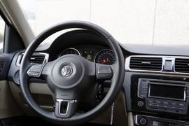 2013款上海大众全新桑塔纳1.6L自动静态体验实拍