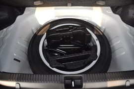 2011款铃木凯泽西2.4L两驱手动标准版