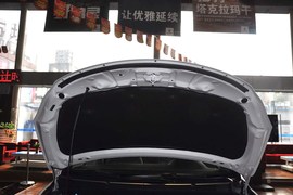 2011款铃木凯泽西2.4L两驱手动标准版