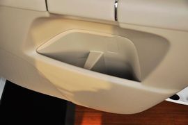 2011款铃木凯泽西2.4L两驱手动标准版