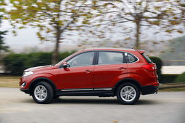 2014款奇瑞瑞虎5静态体验