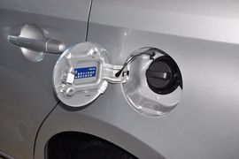 2014款丰田威驰1.3L自动智尚版