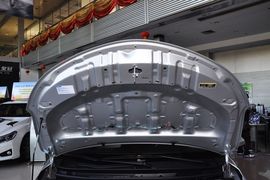 2014款丰田威驰1.3L自动智尚版