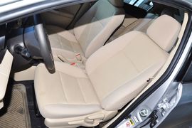 2014款丰田威驰1.3L自动智尚版
