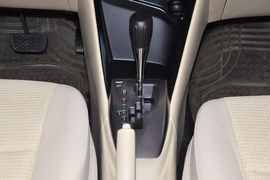 2014款丰田威驰1.3L自动智尚版