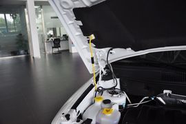 2014款Jeep指南者2.4L四驱豪华版