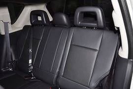 2014款Jeep指南者2.4L四驱豪华版