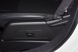 2014款Jeep指南者2.4L四驱豪华版