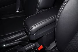 2014款Jeep指南者2.4L四驱豪华版