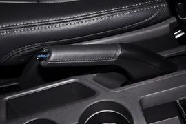 2014款Jeep指南者2.4L四驱豪华版