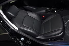2013款起亚凯尊2.4L商务天窗版