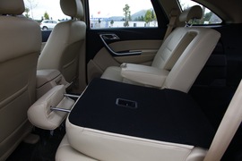 2013款江铃驭胜S350试驾活动实拍