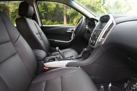 2013款江铃驭胜S350试驾活动实拍