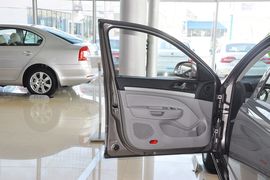 2014款斯柯达明锐1.6L手动逸俊版