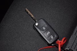 2014款斯柯达明锐1.6L手动逸俊版