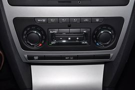 2014款斯柯达明锐1.6L手动逸俊版