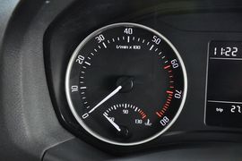 2014款斯柯达明锐1.6L手动逸俊版