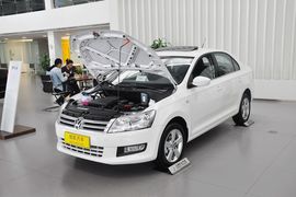2013款全新桑塔纳1.6L手动豪华版