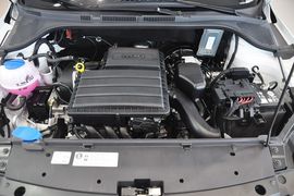 2013款全新桑塔纳1.6L手动豪华版
