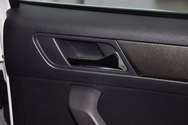 2013款全新桑塔纳1.6L手动豪华版