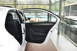 2013款全新桑塔纳1.6L手动豪华版