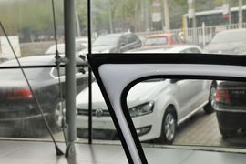 2013款全新桑塔纳1.6L手动豪华版